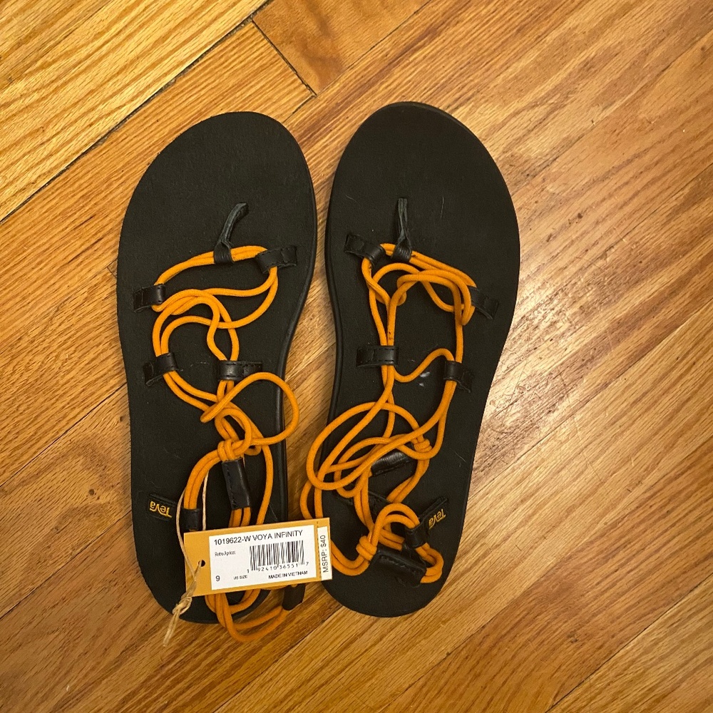 Teva Orange Yoya Infinity sandles